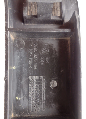 Guia Parachoque Dianteiro Direito Volkswagen Polo 2012 A 015