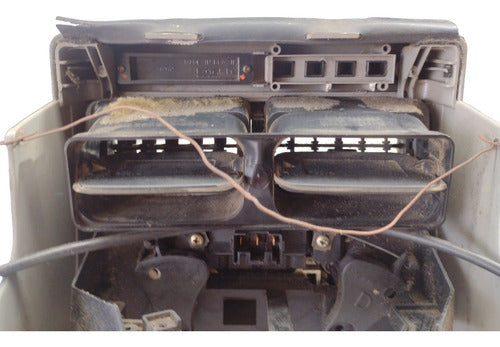 Moldura Radio Central Comando De Ar Fiat Uno 1997 A 2010