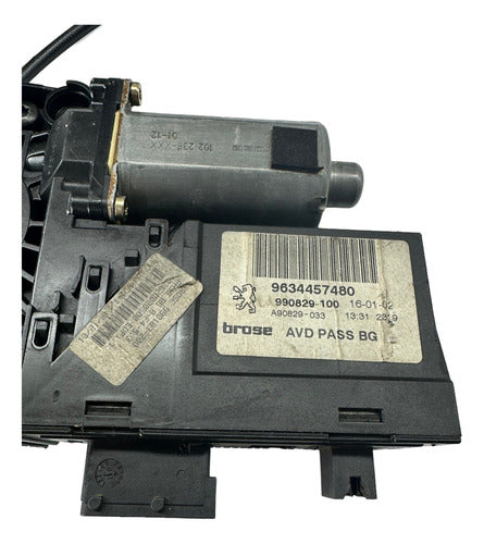Máquina De Vidro Dianteira Direita Peugeot 307  2001 A 2012