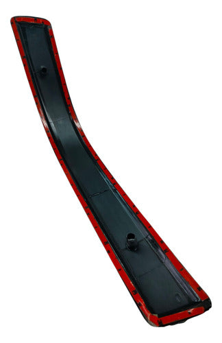 Moldura Direita Parachoque Dianteiro Uno Mille 100163873