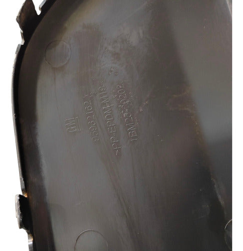 Moldura Parachoque Traseiro Cruze Hatch 2012 2016 Detalhe