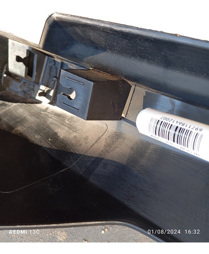 Spoiler Lateral Lado Esquerdo Chevrolet Tracker Com Detalhe