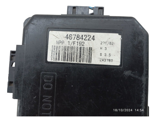 Modulo Conforto Vidro Dianteiro Direito Fiat Stilo 2002 A 05