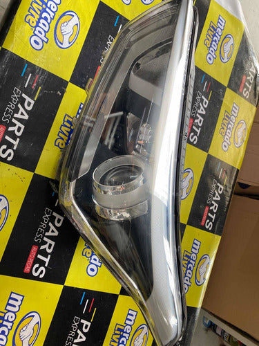 Farol Creta Esq Hyundai Original Led 92101m4100 2017 Detalhe