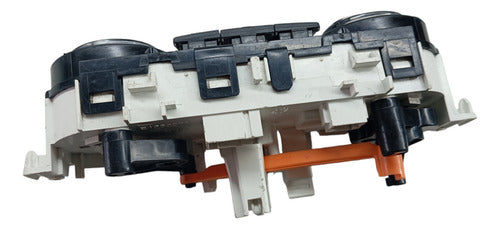 Comando Ar Condicionado Peugeot 208 2008 Com  Detalhe Origin