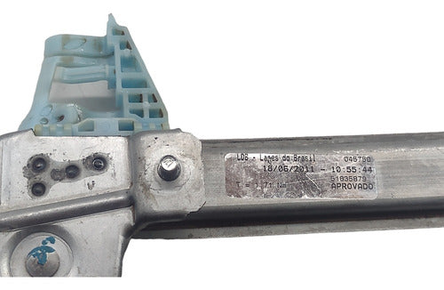 Máquina De Vidro Manual Traseiro Direito Uno Vivace 10 A 19