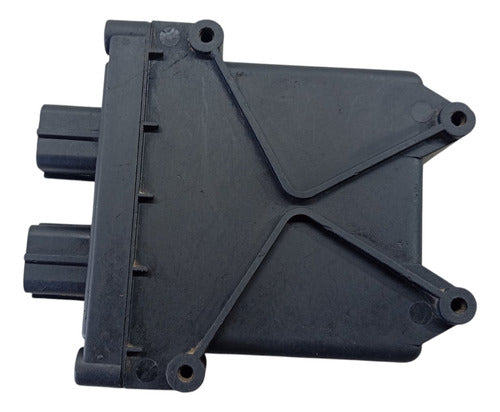 Modulo Vidro Traseiro Esquerdo Volkswagen Santana Detalhe
