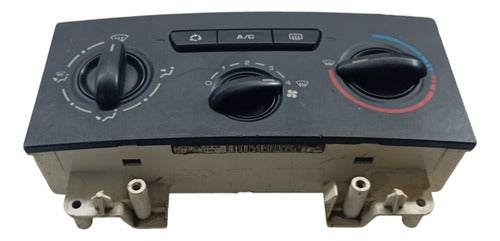 Comando Ar Condicionado Peugeot 307 L6192 2002 A 12 Detalhe