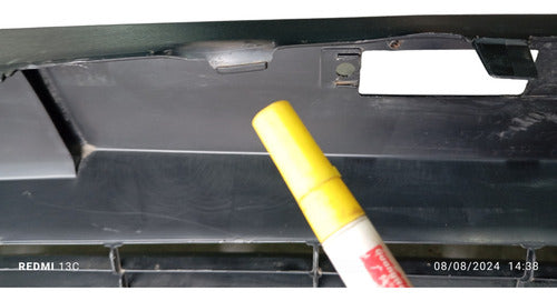 Spoiler Do Para-choque Traseiro Toyota Corolla Cros Detalhe