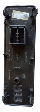 Tampa Falsa Rádio Painel Fiat Mobi Com Detalhe 2012 A 2018