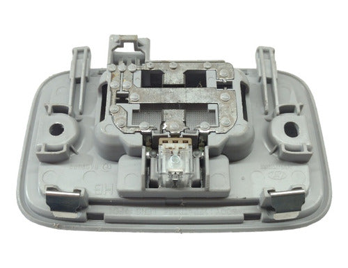 Luz De Teto Cortesia Hyundai Hb20 12/19 Veloster 12/15 Origi