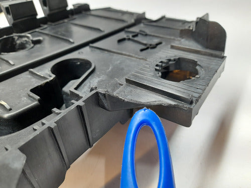Suporte Bateria Citroen C5 2.0  09/12original C/detalhe