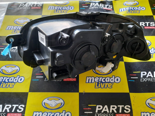 Farol Dianteiro Direito Fiat Palio Locker 10/11 45720748dx