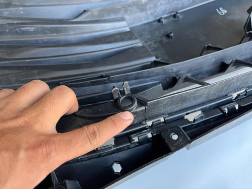 Grade Parachoque Dianteiro Chevrolet Onix 2019  2023 Detalhe
