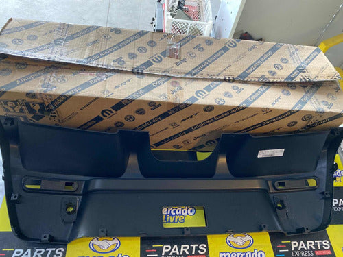 Moldura Do Parachoque Traseiro Fiat Uno 100220583 Novo Ori