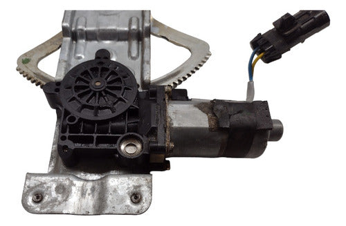 Máquina De Vidro Elétrico Dianteiro Direito Gm Corsa 95 A 02