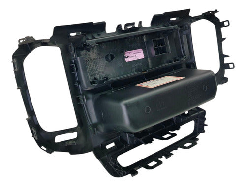 Moldura Frontal Central Do Painel Radio Fiat Toro 100229579