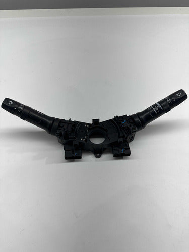 Chave De Seta Com Milha Do Hyundai Hb20 Original 39f3ma-2210