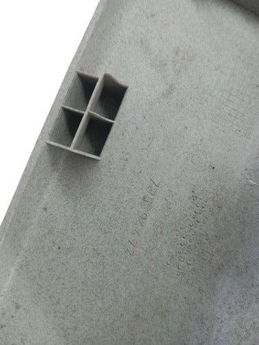 Moldura Vidro Fiat Idea Traseira Direita 05 A 13  735394472