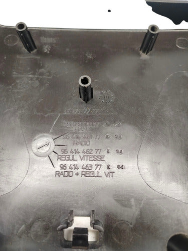 Moldura Inferior Coluna Direção Peugeot 206 2005 A 2012