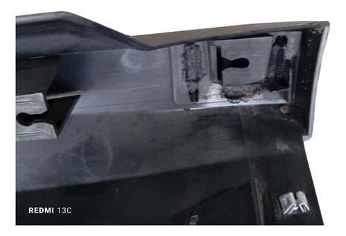 Spoiler Lateral Lado Direito Chevrolet Tracker Com Detalhe