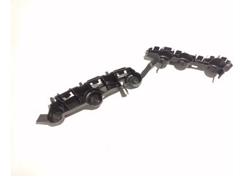 Guia Parachoque Traseiro Lado Direito Chevrolet Onix 12 A 16