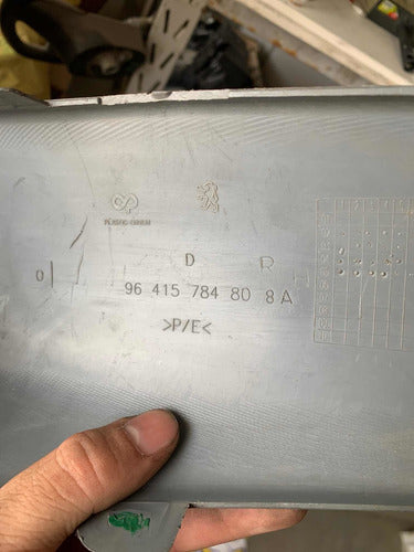 Moldura Párachoque Traseiro Peugeot 206 Sw 96415784808ald D