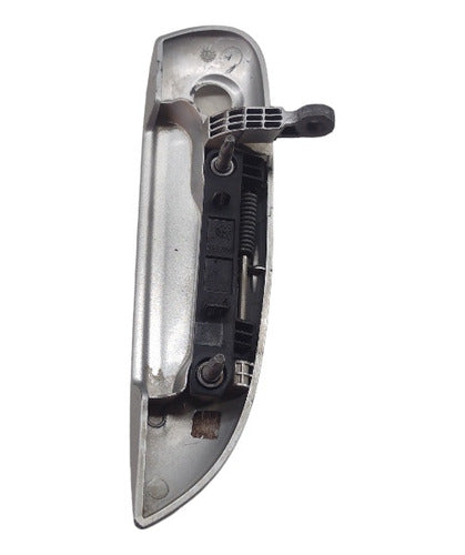 Maçaneta Externa Dianteira Esquerda Gm Onix Prisma 2012 A 18