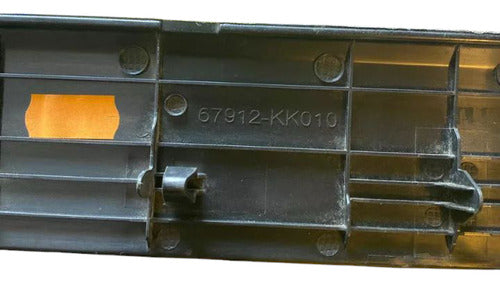 Soleira Externa Porta Diant Esq Hilux Sw4 16 A 20 Original