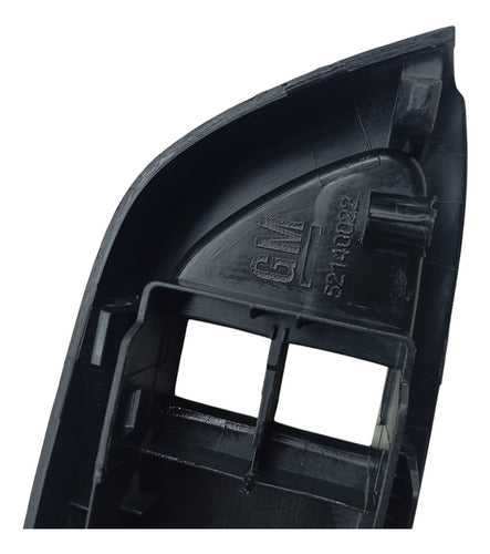 Moldura Botão Vidro Elétrico Esq. Onix Prisma 52140022