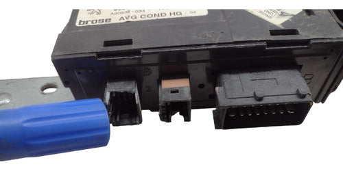 Máquina Vidro Porta Dianteira Esquerda Peugeot 307 Sw