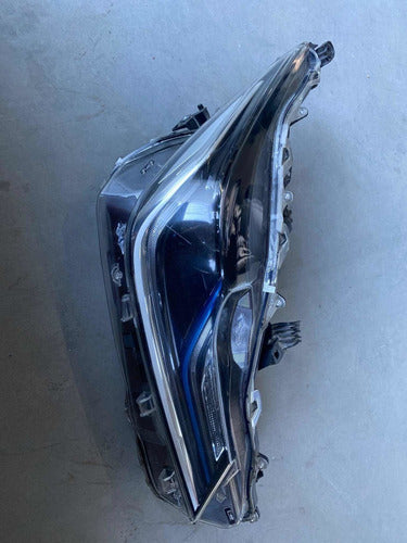 Farol Corolla Altis 2020 L/d W4772 Original C/detalhe