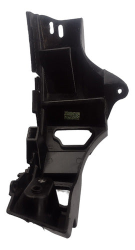 Guia Parachoque Traseiro Esquerdo Renault Fluence 2011 A 017