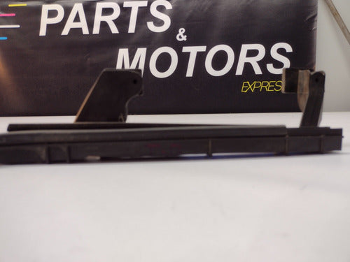 Guia Vidro Porta Tras/dir Citroen C5 2009 Original