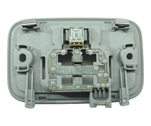 Luz De Teto Cortesia Hyundai Hb20 12/19 Veloster 12/15 Origi