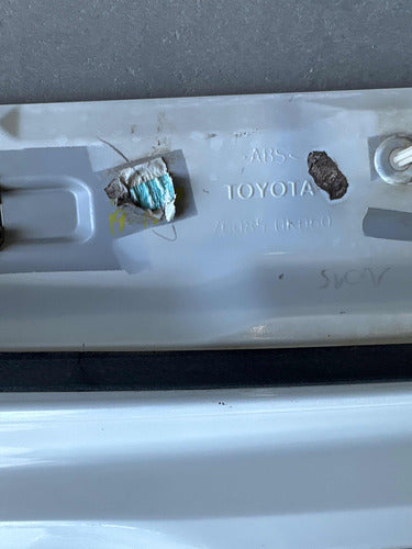 Spoiler Tampa Traseira Toyota Hilux Sw4 2016/2020 C/detalhe