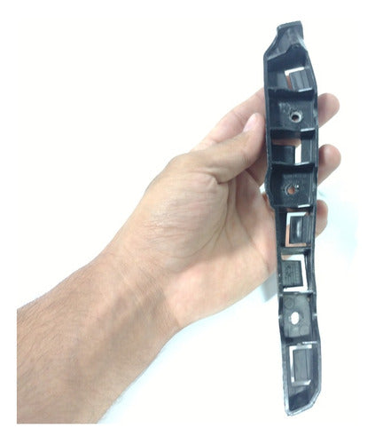 Guia Parachoque Dianteiro Direito Renault Sandero 2008 A 14