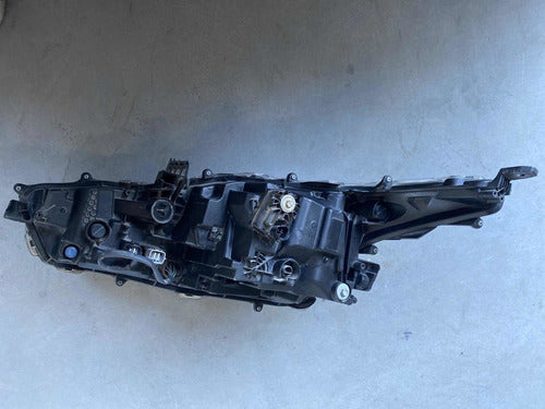 Farol Corolla Altis 2020 L/d W4772 Original C/detalhe
