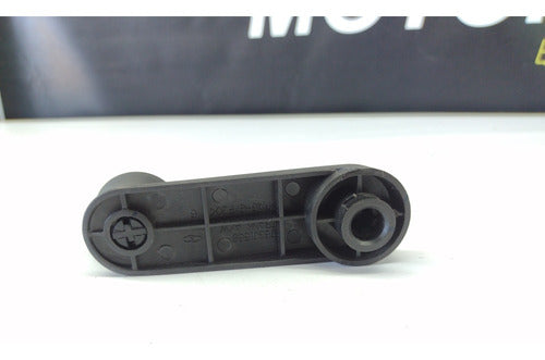 Manivela Vidro Tras/dir Gm Onix 2012/20 Original 96301568