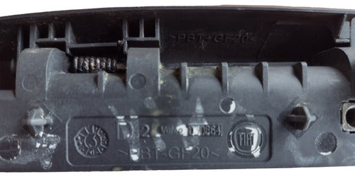 Maçaneta Externa Dianteira Direita Fiat Uno Vivace 2011 A 16