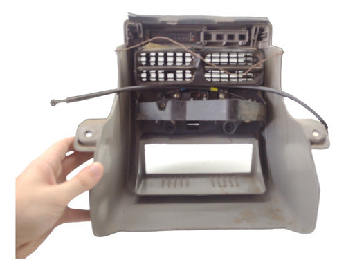 Moldura Radio Central Comando De Ar Fiat Uno 1997 A 2010