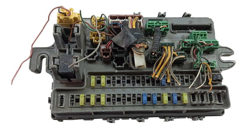 Caixa De Fusiveis Honda Fit 2004 A 2008 Com Detalhe T20+gf10