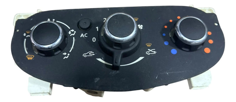 Comando Ar Condicionado Renault Sandero Logan Duster Y384600
