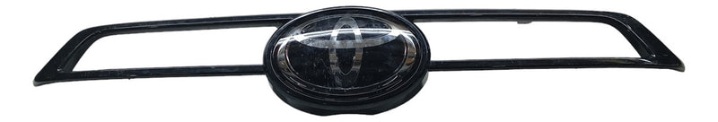 Moldura Superior Grade Dianteira Toyota Hilux Com Detalhe