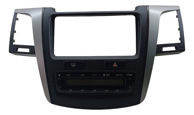 Moldura Central Radio Toyota Hilux 554120k100 Com  Detalhe