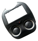 Moldura Central Com Difusor Alerta Nissan March 2012 A 2015