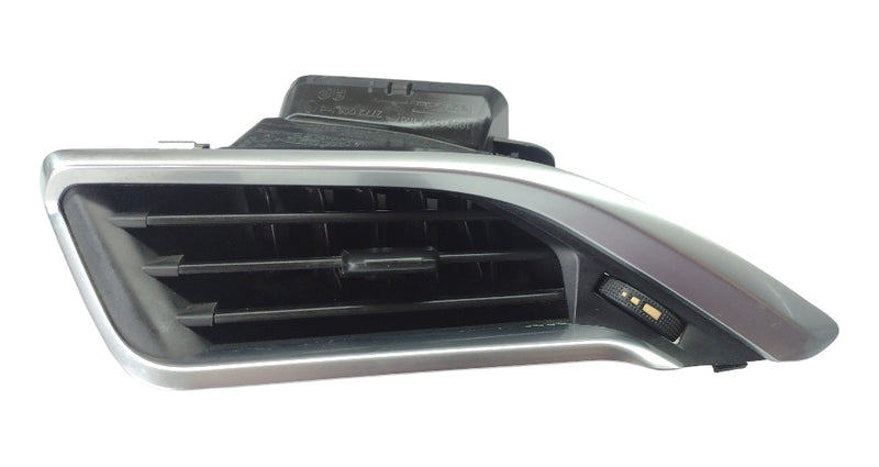 Difusor De Ar Lateral Lado Esquerdo Peugeot 208 2014 A 2019