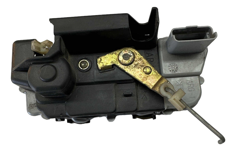 Fechadura Porta Traseira Esquerda Citroën C5 2.0 2009 A 2012